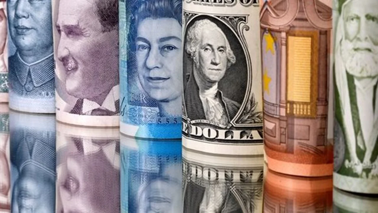 تباين أسعار العملات العربية والأجنبية في بداية تعاملات اليوم الثلاثاء 24-3-2026